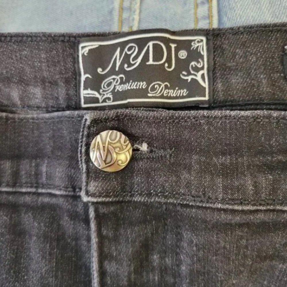NYDJ Women Black High Rise Crop Denim Jeans Size 6 - Picture 9 of 11